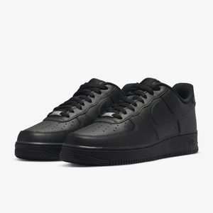 Nike Air Force 1, Black Size 11.